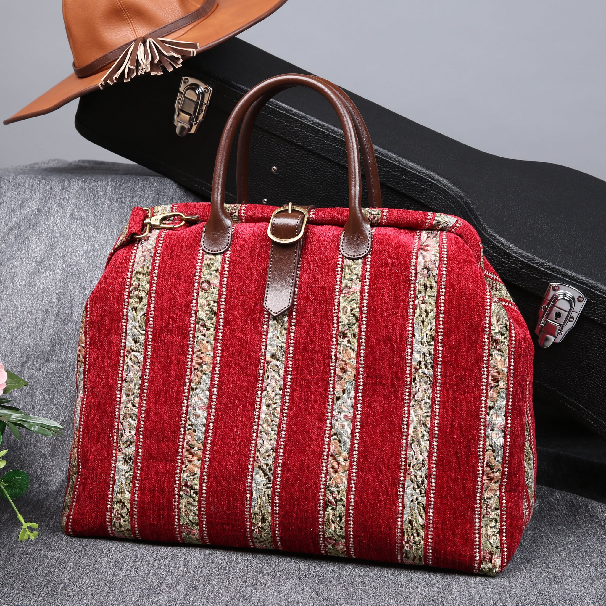 Carpet bag best sale like mary poppins